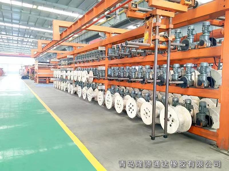 <b>鋼絲繩輸送帶專(zhuān)業(yè)生產(chǎn)廠(chǎng)家哪家好？</b>